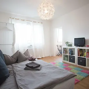 https://gasteappartement-elbaue.dresdenhotels.net