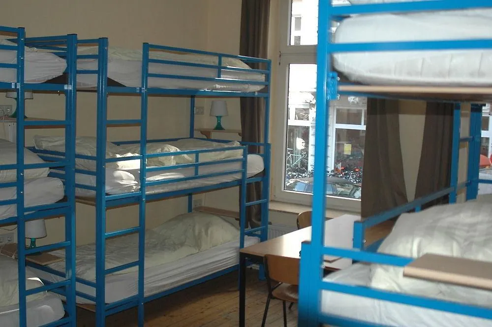 ***  Buch-Ein-Bett Hostel Hamburg Germany