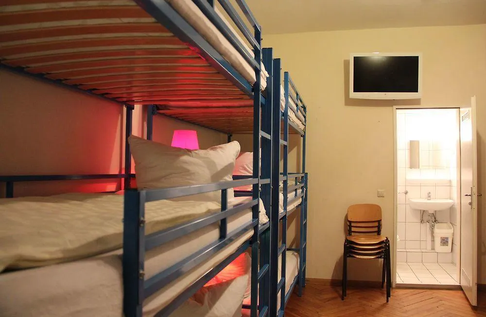 Buch-Ein-Bett Hostel Hamburg 3*,