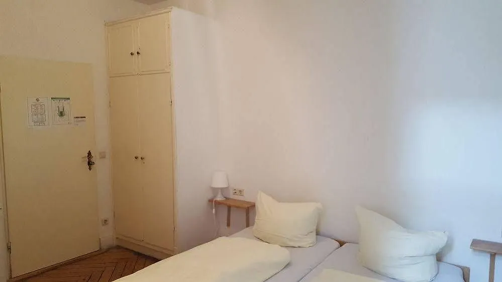Buch-Ein-Bett Hostel Hamburg
